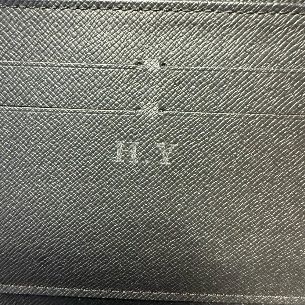 Louis Vuitton Taiga Leather Zippy Organizer